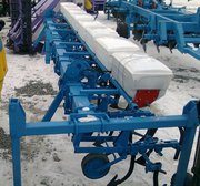 Культиватор 4, 2, Культиватор КРН-5.6,  Система внесения удобрений;  Секци